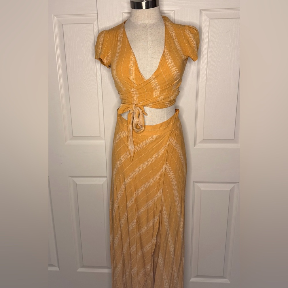 Yellow 2-Piece Wrap Set